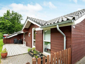 Lavish Holiday Home in Juelsminde with Sauna in Sønderby